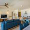 Point D'Azure Beachfront Residence - Pereybere