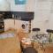 Two bedroom apartment in Queensway, London W2, - 伦敦