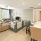 Staggering & Soothing 2 BDR w Pool View Free Pool & Beach Access - 赫尔格达