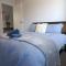 Comfy & Sunny home in Wellington--3 Heat Pumps