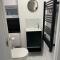 OnSiteStays Stylish Studio Sleeps 2 - 伦敦