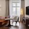 Rosewood Vienna