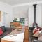 Stunning Home In Ebeltoft With 3 Bedrooms, Sauna And Internet - 克内贝尔