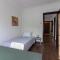 Bright Vibrant 3BR Haven near Sea and Prime Locale - 伊斯坦布尔