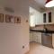 Bright Vibrant 3BR Haven near Sea and Prime Locale - 伊斯坦布尔