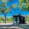 Elegant Container Tiny House Yellow & Blue - واكو
