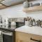 Alpine Estate 3 Kitchens & Mountain Views