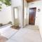 LV214 Convenient Downstairs 2 Bed Legacy Villa - لا كينتا