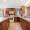 Amazing Location Lakefront Waterside Deck