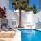 Villa Oasis Hidden Gem Heart of Village Pool Courtyard - 卡武埃鲁