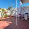 Central Attic Apt Sleeps 4 with Patio