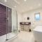 Saracens · Luxurious retreat - pool sauna bar 7 ensuites Pass the Keys - Hadnall