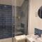 Saracens · Luxurious retreat - pool sauna bar 7 ensuites Pass the Keys - Hadnall