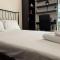 Downtown Pagrati Modern Apt - Athen