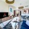 Livbnb - 1B Palm Jumeirah and Sea View at Avani - Dubaj