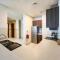 Livbnb - 1B Palm Jumeirah and Sea View at Avani - Dubaj