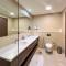 Livbnb - 1B Palm Jumeirah and Sea View at Avani - Dubaj