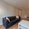 Spacious and Bright 2 Bed Apartment Tower Bridge - Londýn