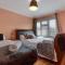 Impeccable 3-Bed House in Basildon - 巴塞尔顿
