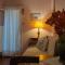 Private Art Studio 50m from sea (1-4 per)