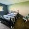 2br 2b, Spacious, Great Location - 威洛格罗夫