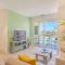 Luxury Ocean Views Condo in Palm Beach