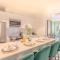 Luxury Ocean Views Condo in Palm Beach
