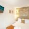 Bondi Studio With Beach Views From Rooftop Pool