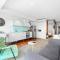 Perfect CBD Home Base at the Mondriane