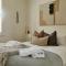 Luxe cottage in the heart of Sandy Bay