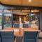 Artisan Gunyulgup - Luxe Lakeside Wellness Hideaway