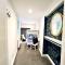 Flat 3 Marine Parade House, 1 East Cliff - Next to Dover Port, White Cliffs, Beach, Castle - 多佛尔