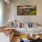 Stylish Marina Front 2BR Apartment, Near Top Attractions