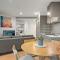 WOW Apartment on Clarendon