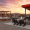 Pickleball, Heated Salt Pool, Bocce, EV, Fire pit - Joshua Tree