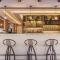 Yakinthos Hotel