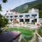 Carlton-Europe Vintage Adults Hotel