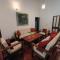 Banyan House - luxurious 4 bedroom villa on one acre, near the beach