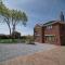 20 Guest Luxury Stay - Private Pool, Hot Tub & Gym - Lytham St Annes