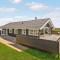 Stunning Home In Vinderup With Kitchen