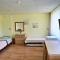 Vinni Hostel - Vinni