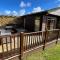 Conkers Lodge for 6 with Hot Tub & Secluded Decking - Spa Resort in Devon