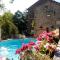 Moulin du Bateau - Gîte de Charme - Piscine - Nature - Léotoing