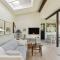 2 Bedroom Nice Home In Vejby