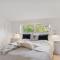 Lovely Home In Fårevejle With Kitchen
