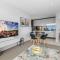 Pristine 2-Bed Central Apartment with City Views