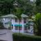 The Jungle Inn