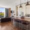 Modern Knoxville Gem Near Campus and Eateries!