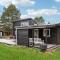 Amazing Home In Højby With Wifi