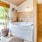 Two-Bedroom Holiday Home With A Fireplace In Sjællands Odde